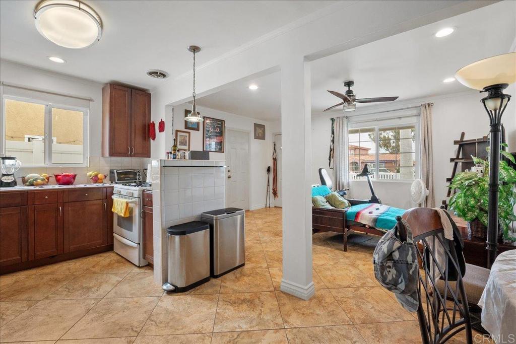 717 Jefferson Avenue A & B