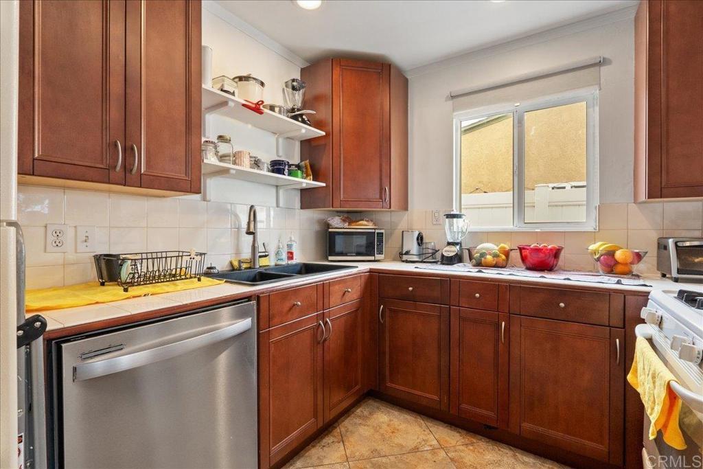 717 Jefferson Avenue A & B