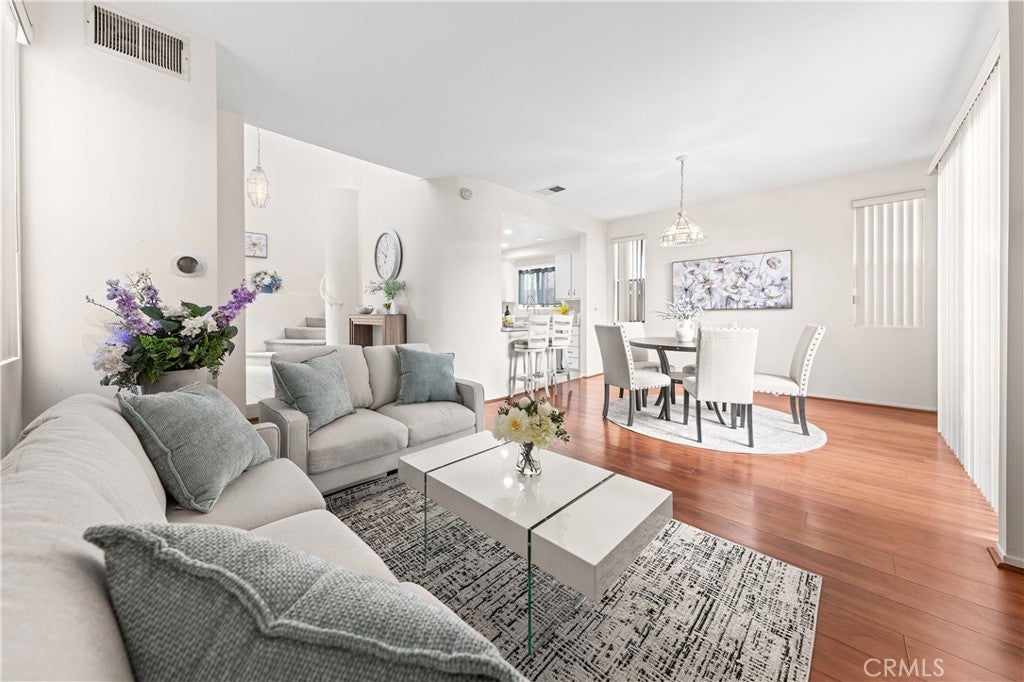 1232 Mission Pl