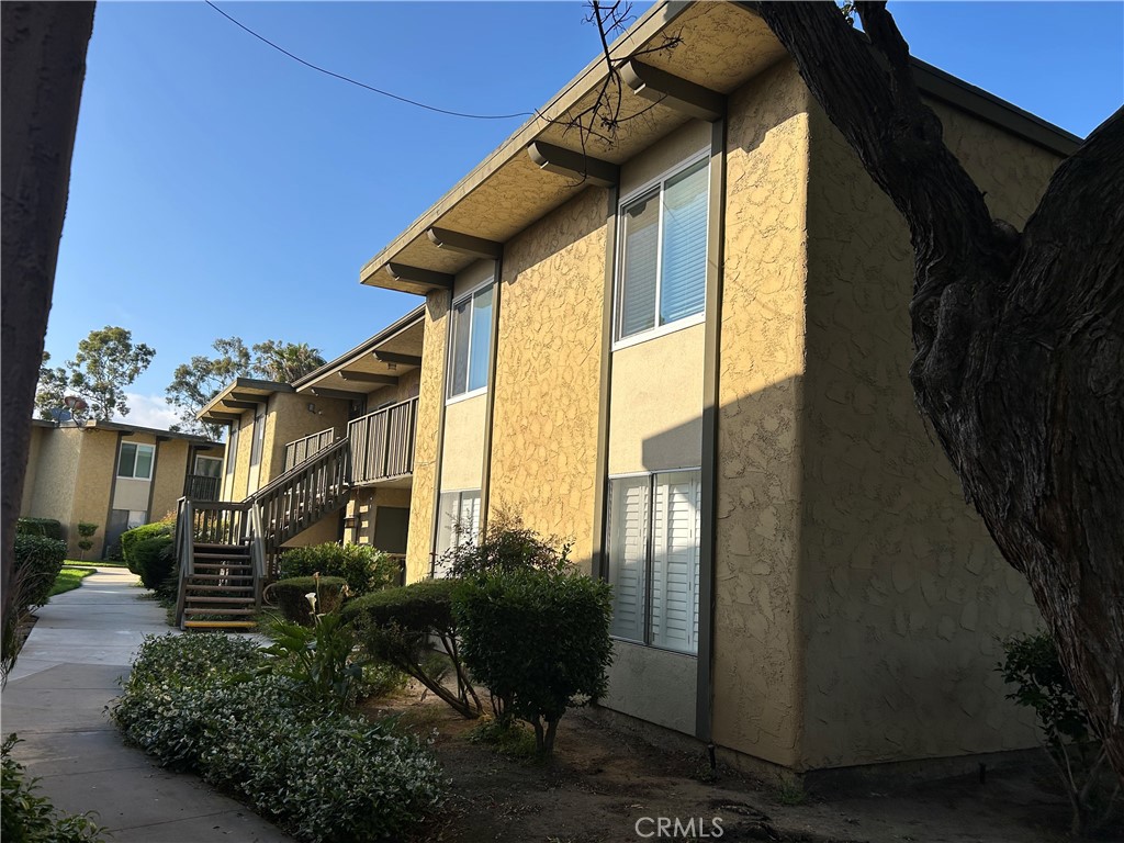 23316 Marigold Avenue R202