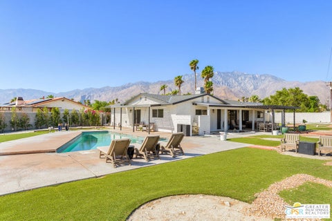 Photo of 3096 N Greg Circle, Palm Springs, CA 92262 (MLS # 26989841PS)