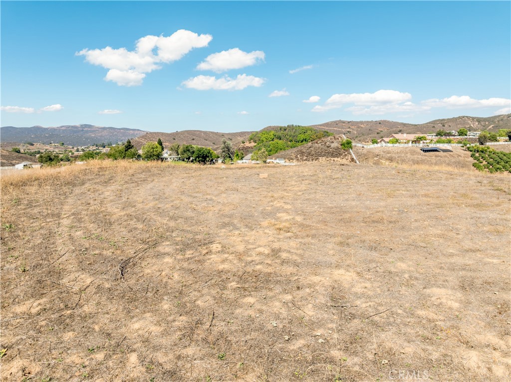 0 Vista Flora Rd.