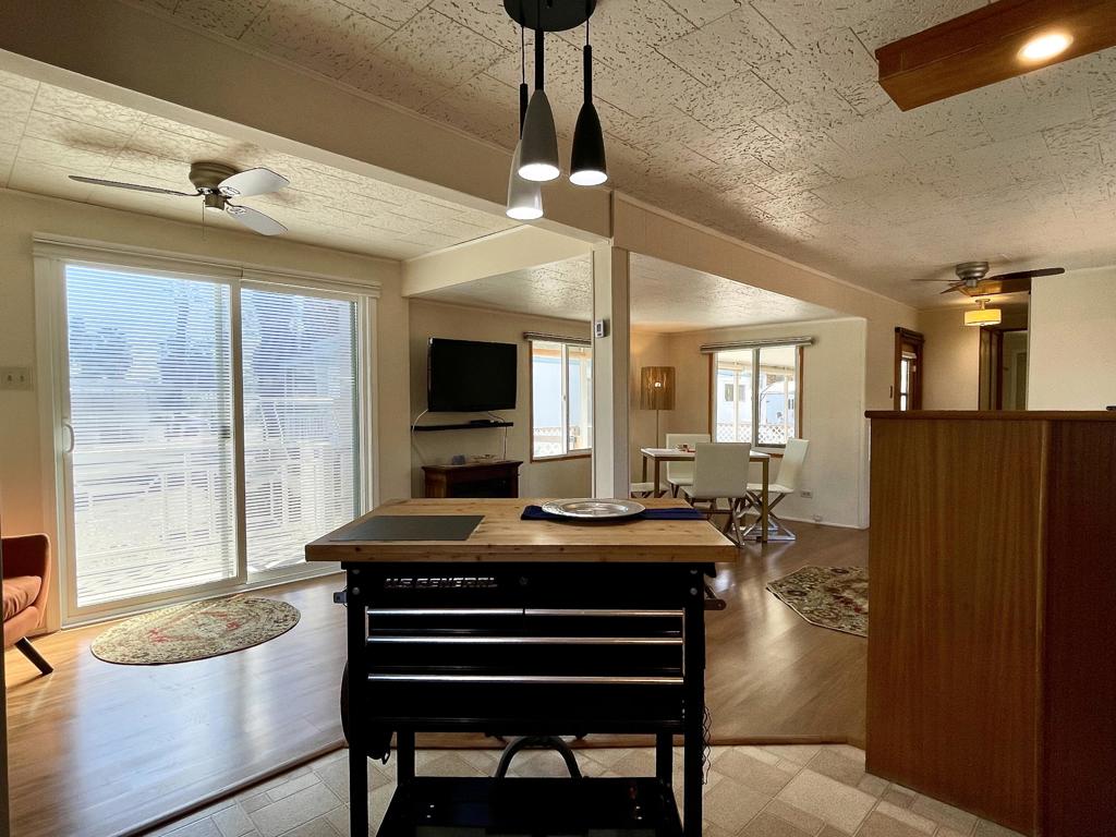 Tramview Mobile Park - Manufactured In Park