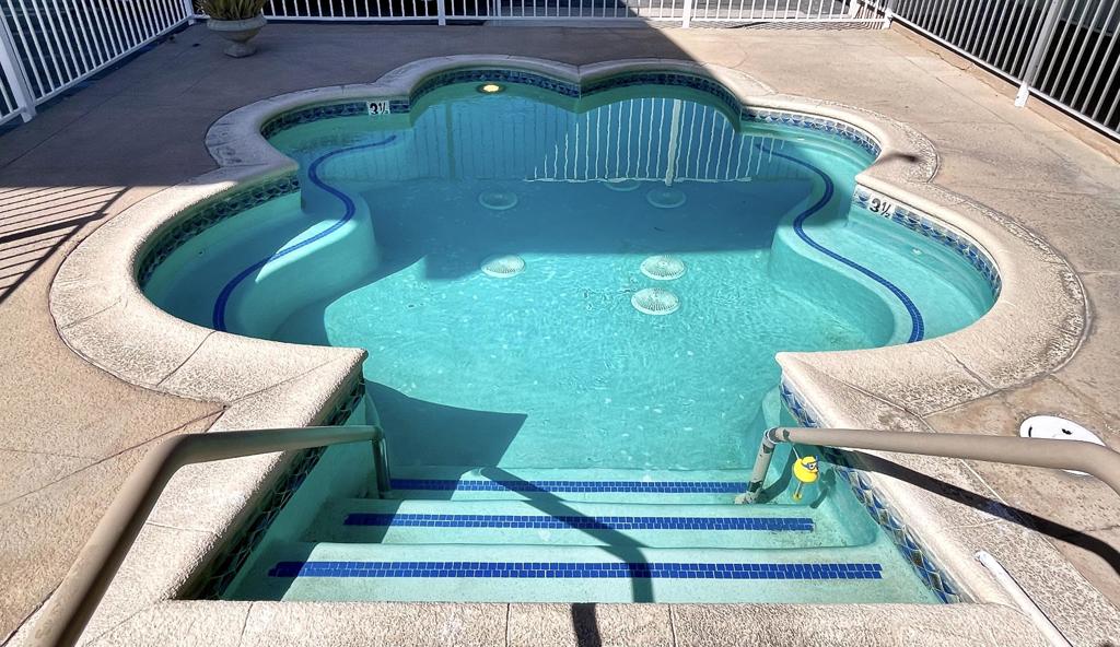 Tramview Mobile Park - Manufactured In Park