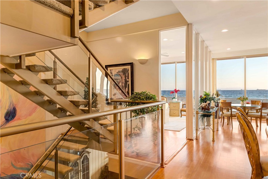 67 A Surfside