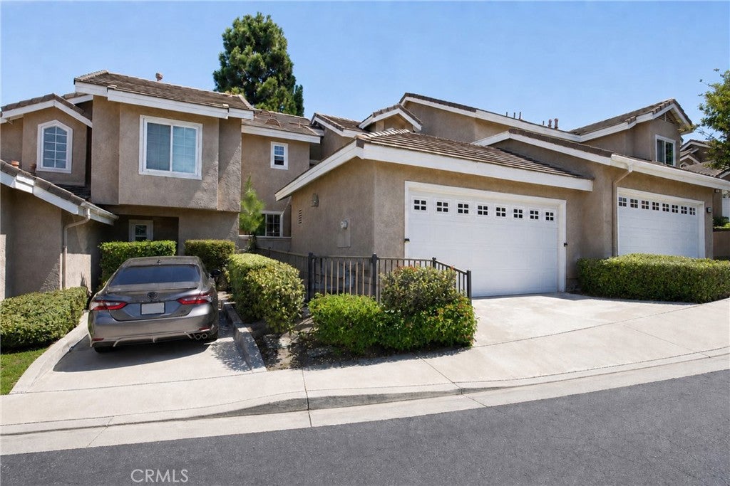889 S Sapphire Lane