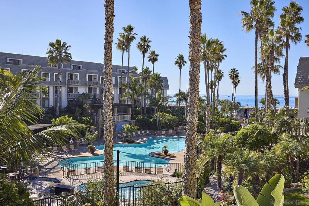 999 N Pacific St F204