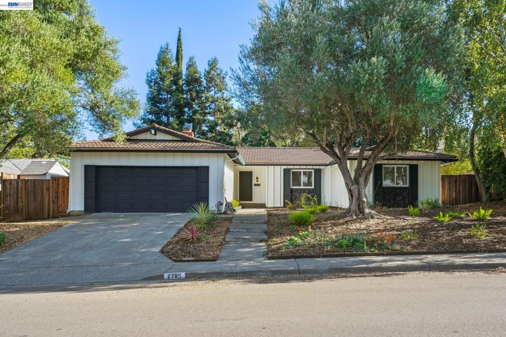 2785 Canyon Creek Dr