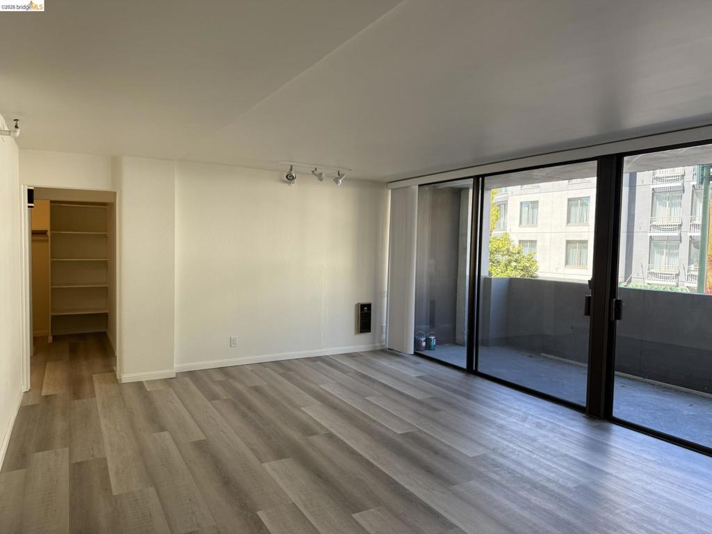 801 Franklin St 205