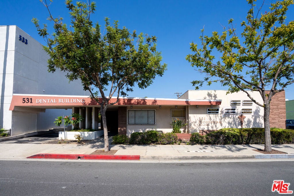 531 W Las Tunas Drive