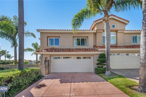 Photo of 33737 Chula Vista Avenue, Dana Point, CA 92629 (MLS # OC25217716)