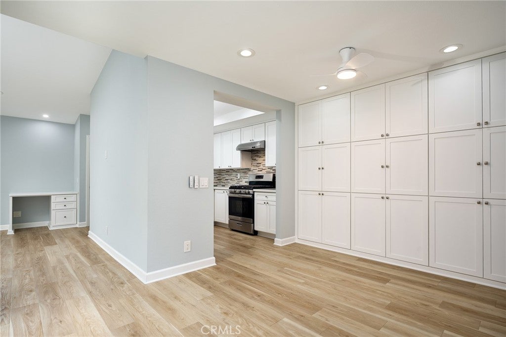 Properties 4 8816 Yuba Circle 1111B