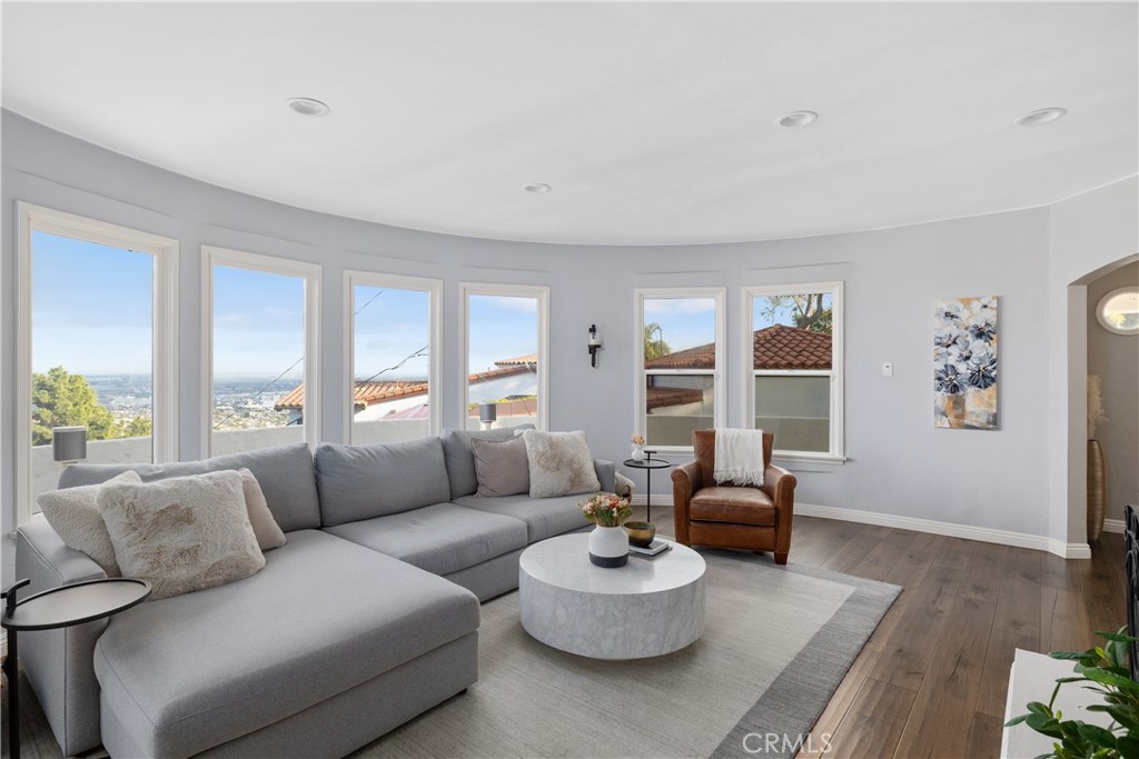 6401 Corsini Place