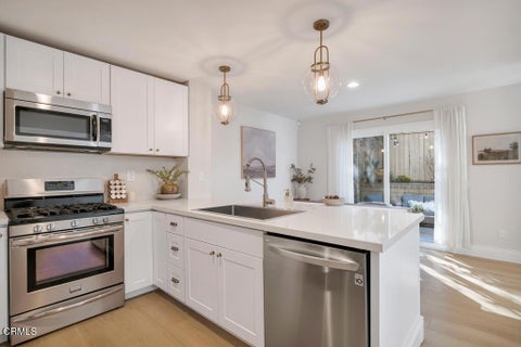 Tiny photo for 1528 Los Santos Court, Camarillo, CA 93010 (MLS # V1-39402)