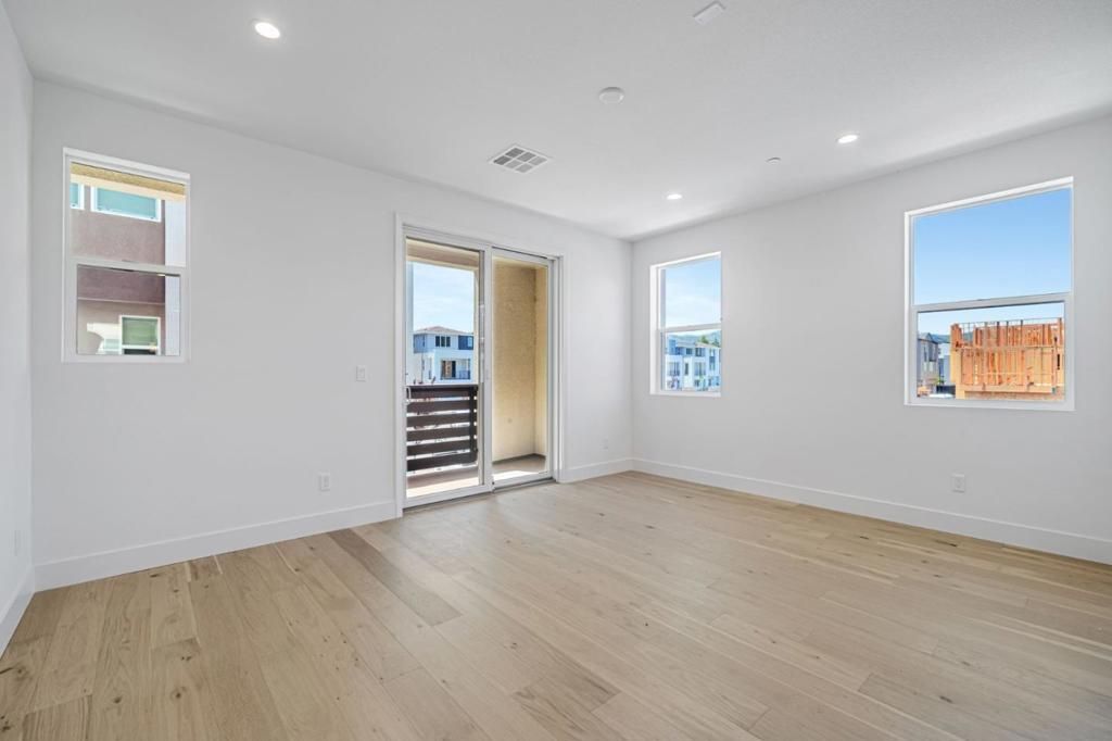 Photo of 3112 Seashell Terrace, San Ramon, CA 94583 (MLS # ML82031490)