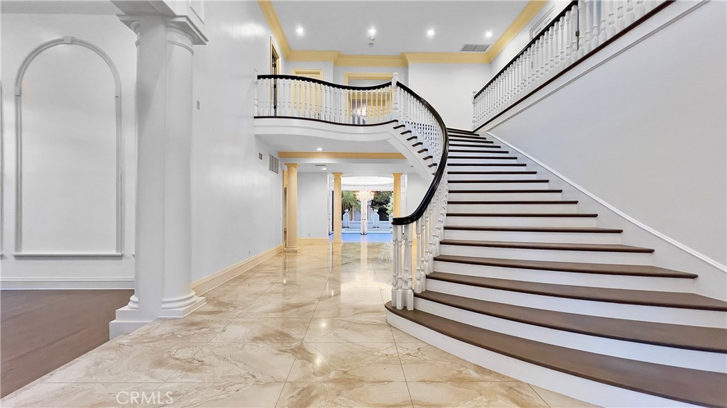 710 N Rodeo Drive