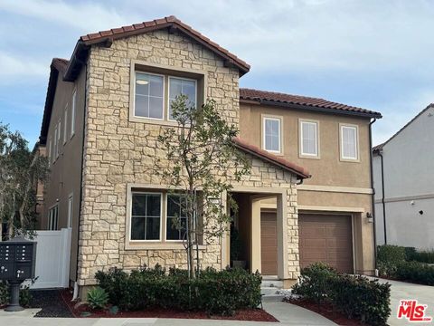 Photo of 20607 W Chestnut Circle, Porter Ranch, CA 91326 (MLS # 26654725)