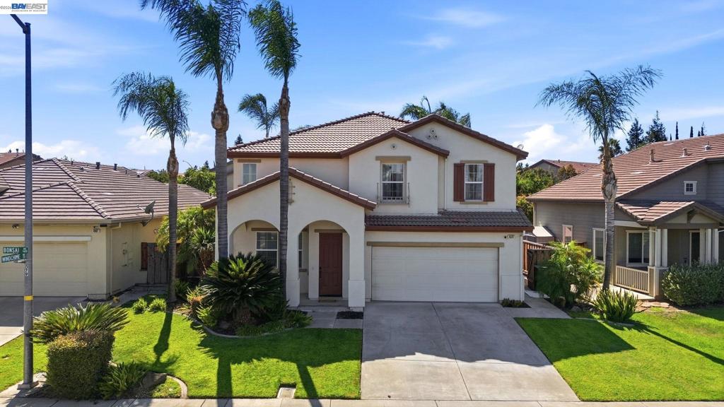 4597 Bonsai Ave