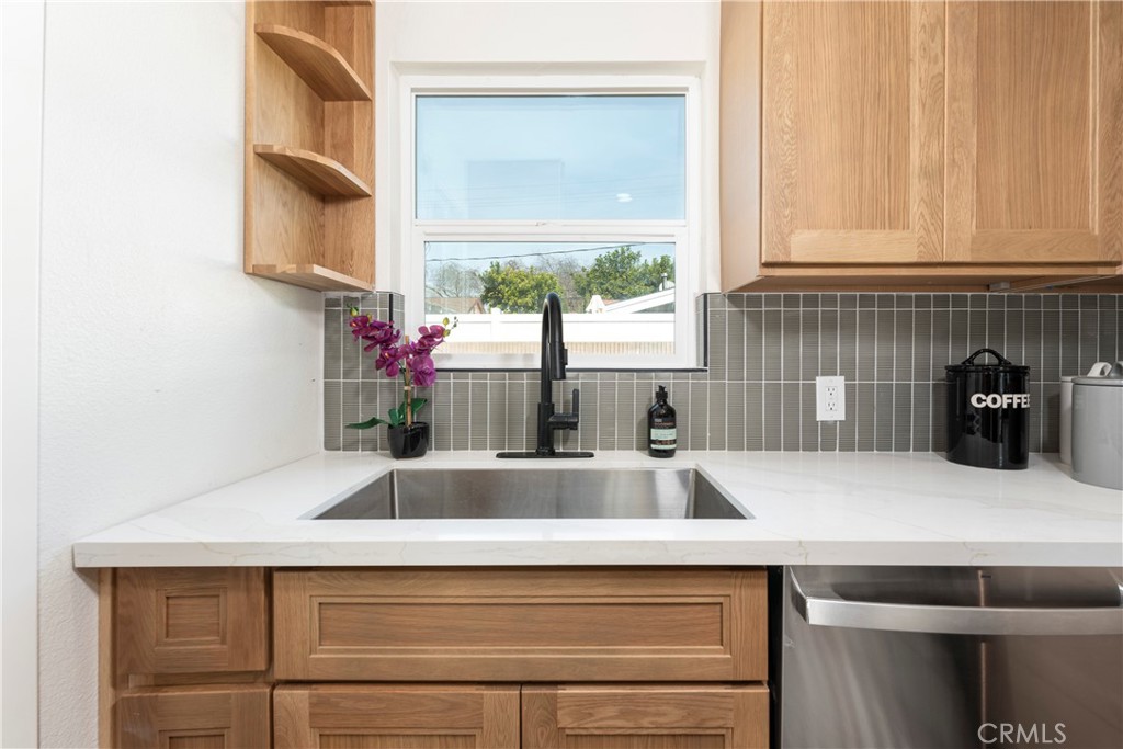 Signal Hill (SH) - Residential