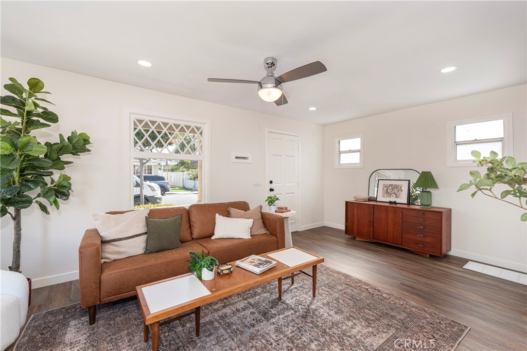 Signal Hill (SH) - Residential