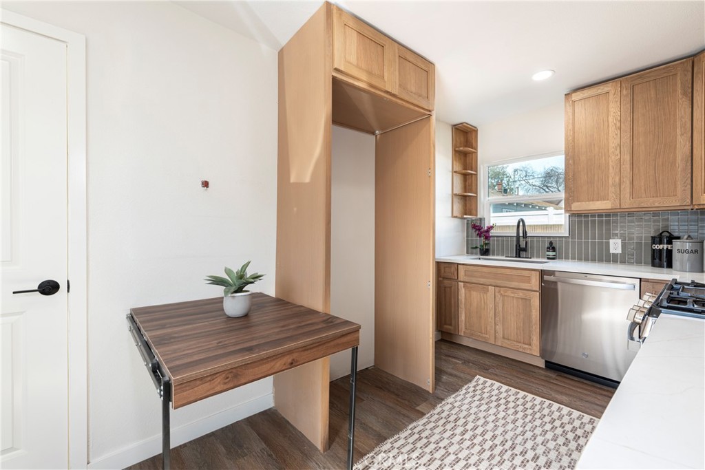 Signal Hill (SH) - Residential