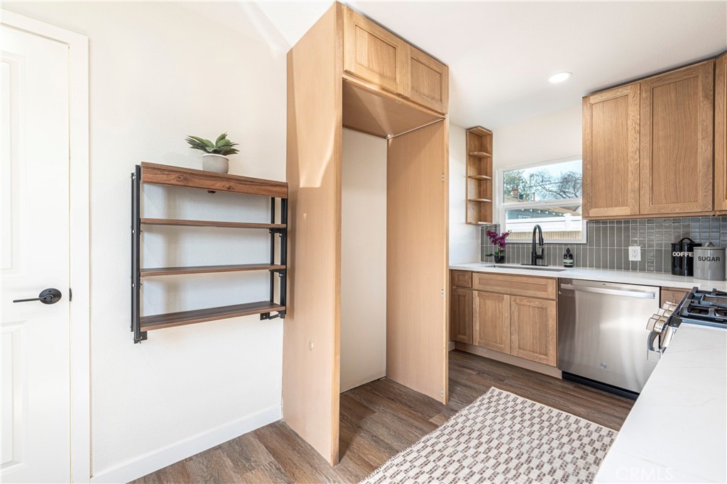 Signal Hill (SH) - Residential