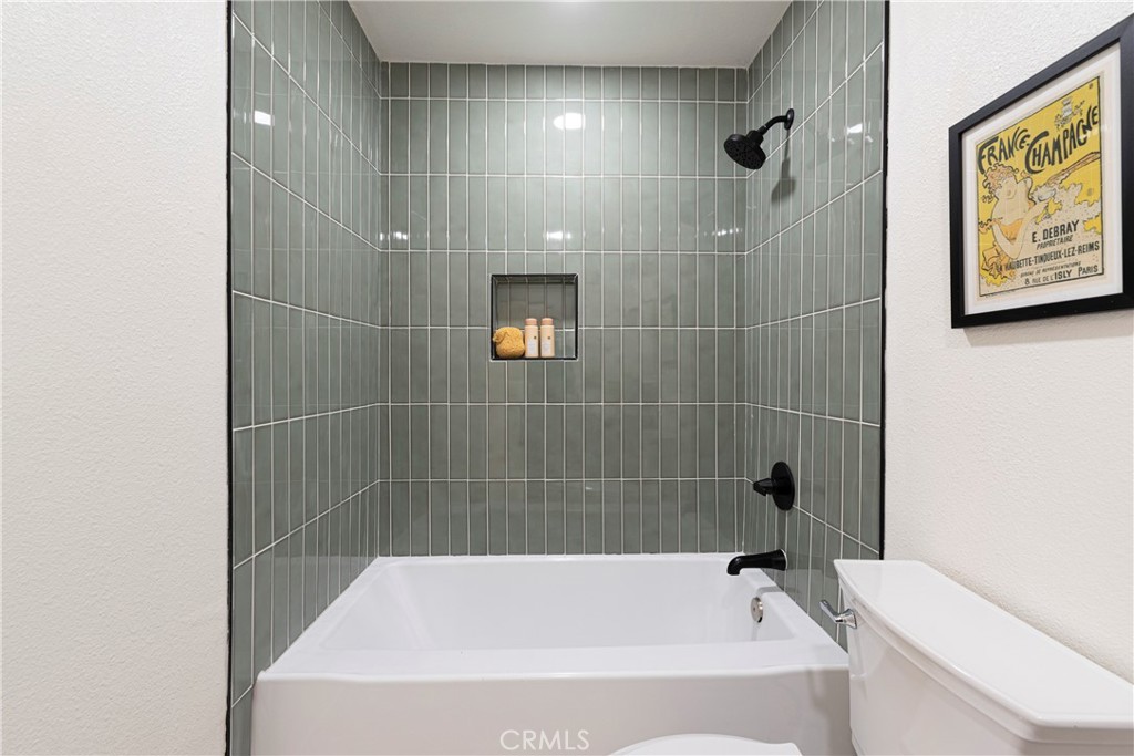 Signal Hill (SH) - Residential