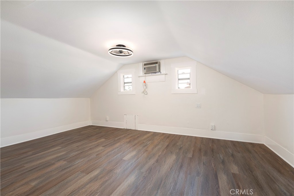 Signal Hill (SH) - Residential