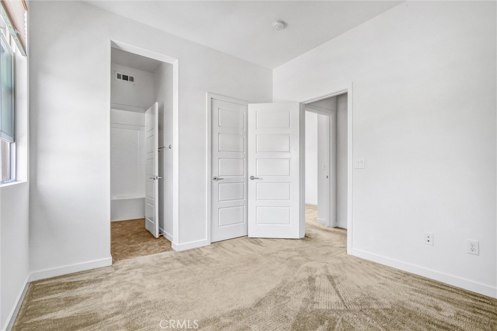 BROOKLAND (BKBRK) - Residential Lease