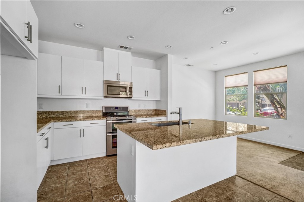 BROOKLAND (BKBRK) - Residential Lease