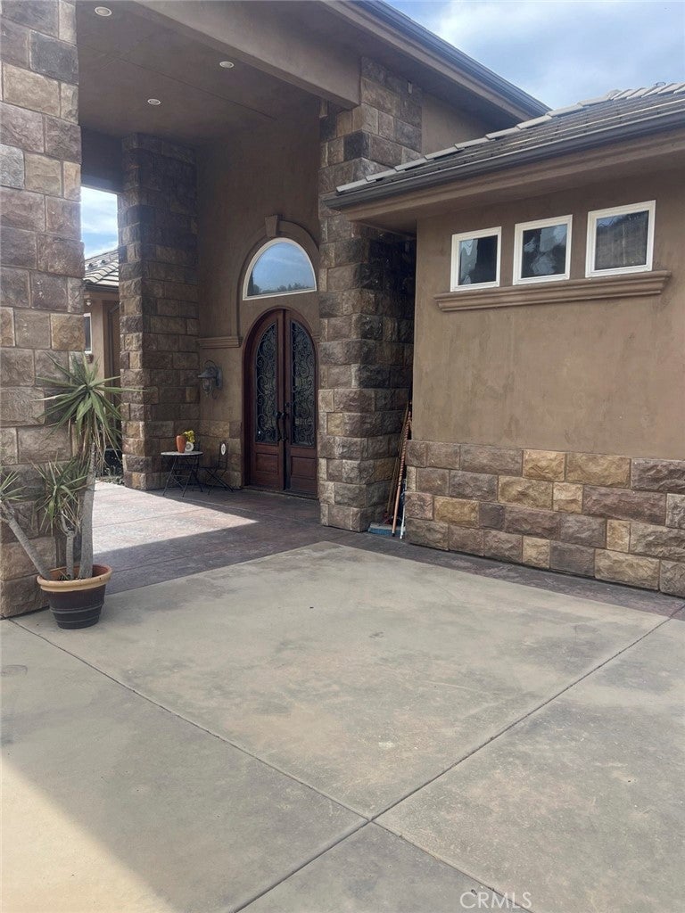 9124 Shadow Hill