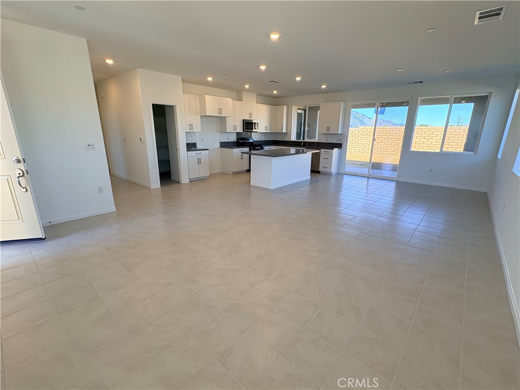 15485 Avenida De Soledad