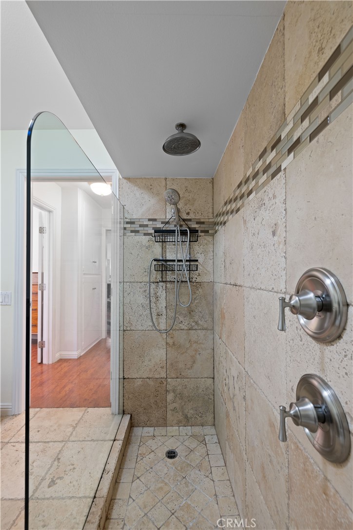 Friendly Valley (FRV) - Residential