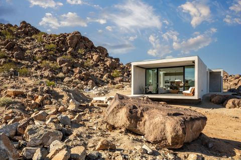 Photo of 1824 Mountain Shadow Road, Joshua Tree, CA 92252 (MLS # 219147423DA)
