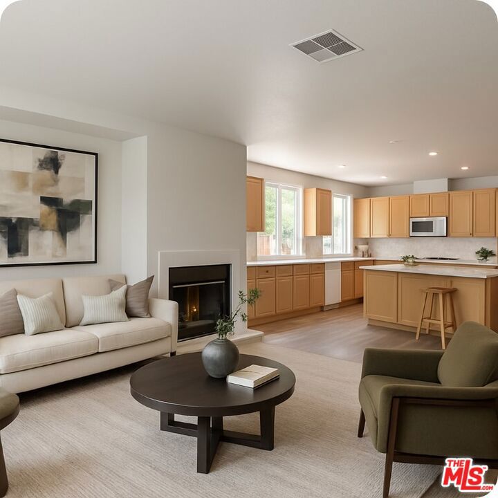 11175 Pioneer Lane