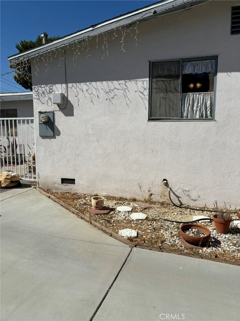45417 11th Street W