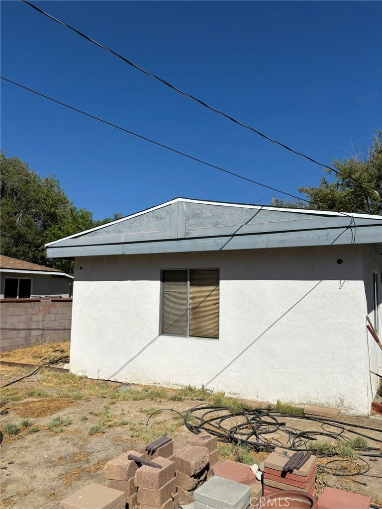 45417 11th Street W