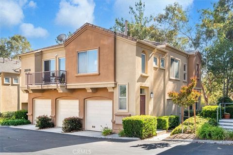 26949 Hillsborough 43 Valencia CA 91354