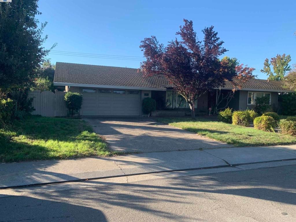 Photo of 2738 W Benjamin Holt Dr Dr, Stockton, CA 95207 (MLS # 41115426)