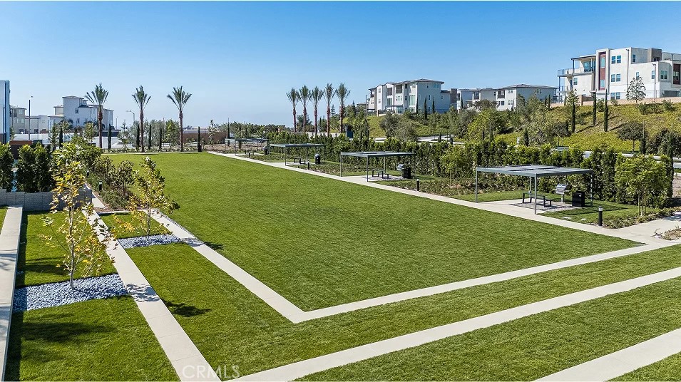 Aria at Metro Heights - Residential