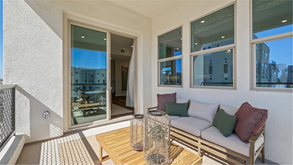 Aria at Metro Heights - Residential