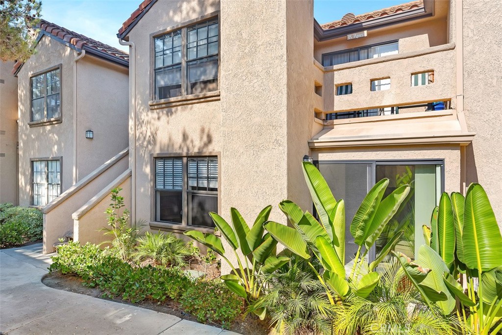 1046 Calle Del Cerro #403