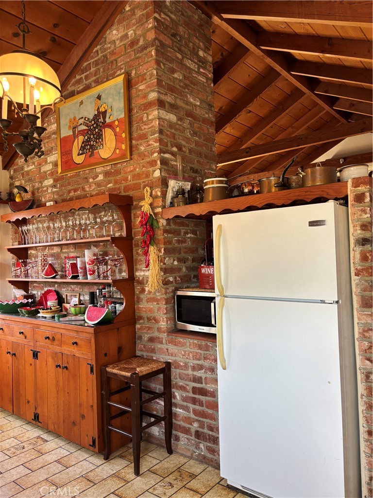 154 W Avenida Alessandro