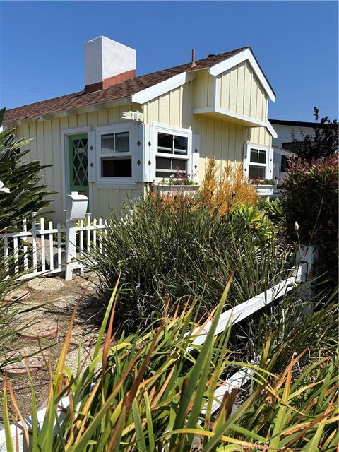 Photo of 154 W Avenida Alessandro, San Clemente, CA 92672 (MLS # OC26044737)