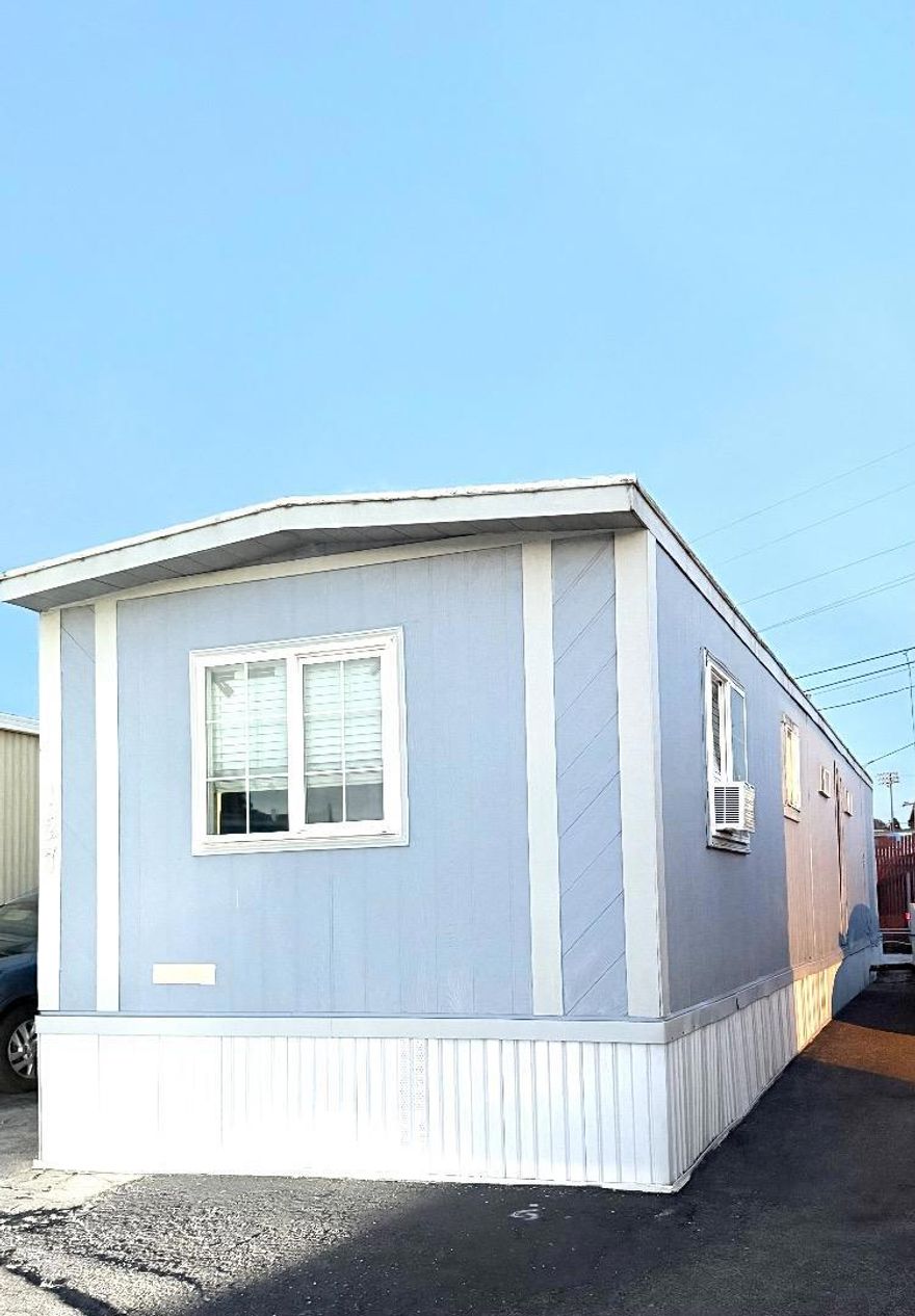 Beautifully updated home in a prime San Jose location! Remodeled about one year ago with new flooring, fresh interior paint, upgraded kitchen cabinets, and a modern automatic toilet. Move-in ready and comes complete with essential furnishings, including a bed, table, refrigerator, and oven. Low space rent of just $1,018/month. An affordable and convenient opportunity in the heart of Silicon Valley dont miss it!