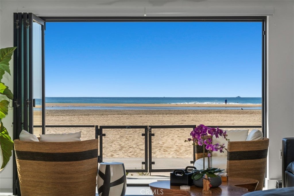 1904 W Oceanfront
