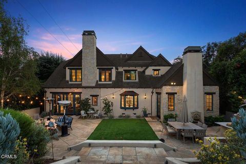 Photo of 951 Descanso Drive, La Canada Flintridge, CA 91011 (MLS # P1-26444)