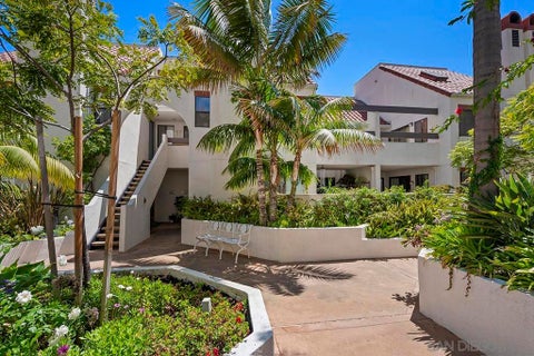 Photo of 701 Kettner Blvd BLVD #154, San Diego, CA 92101 (MLS # 260019031SD)