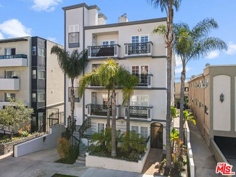 Photo of 11826 Dorothy Street #202, Los Angeles, CA 90049 (MLS # 25602629)
