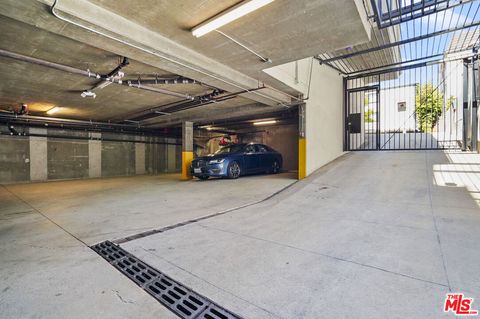 Tiny photo for 11826 Dorothy Street #202, Los Angeles, CA 90049 (MLS # 25602629)